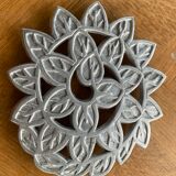 Metal underside foliage pattern