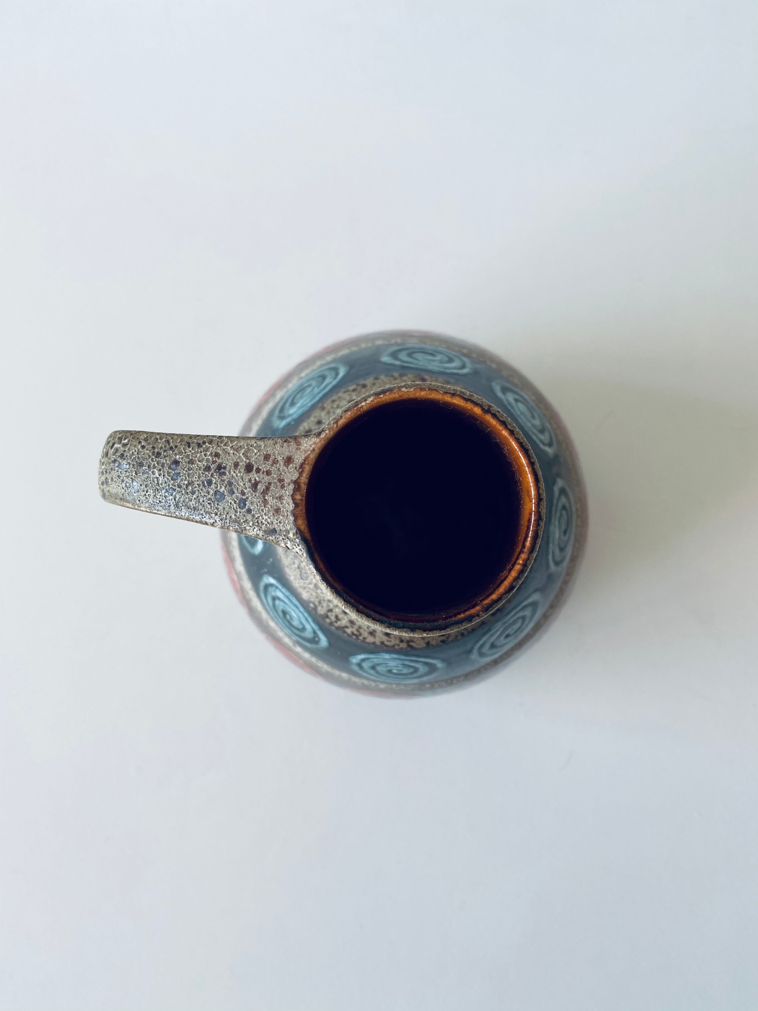 50s spiral decoration pitcher