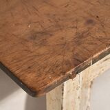 Ancienne table basse blanche (vers 1920)