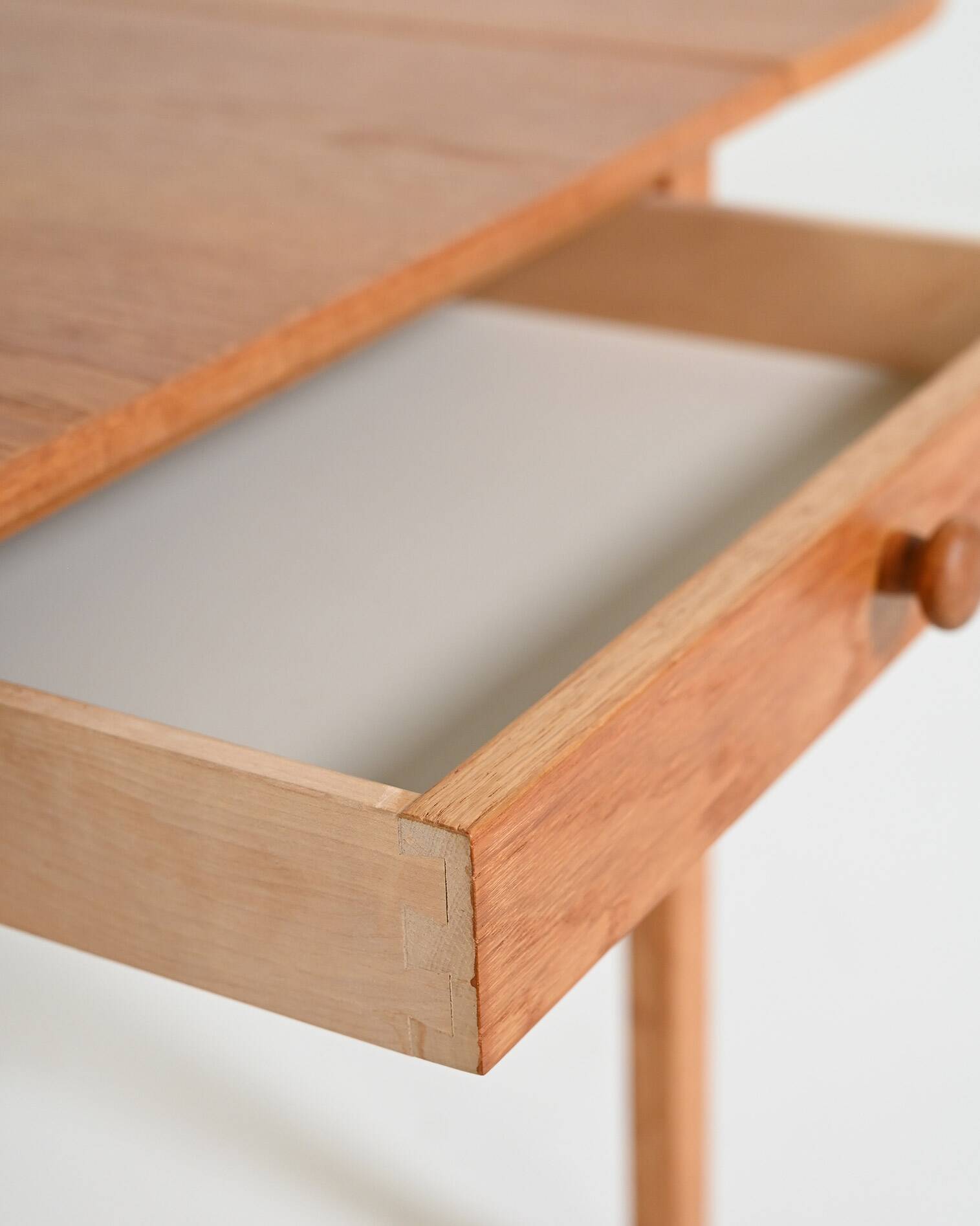 "Trissan" drop-leaf table by Sven Engström & Gunnar Myrstrand for Tingström