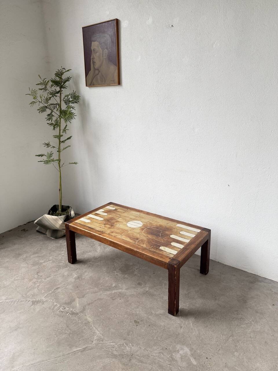 Dyem ceramic coffee table