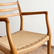 Fauteuil rare modèle 62 par Niels O. Møller en chêne, Danemark