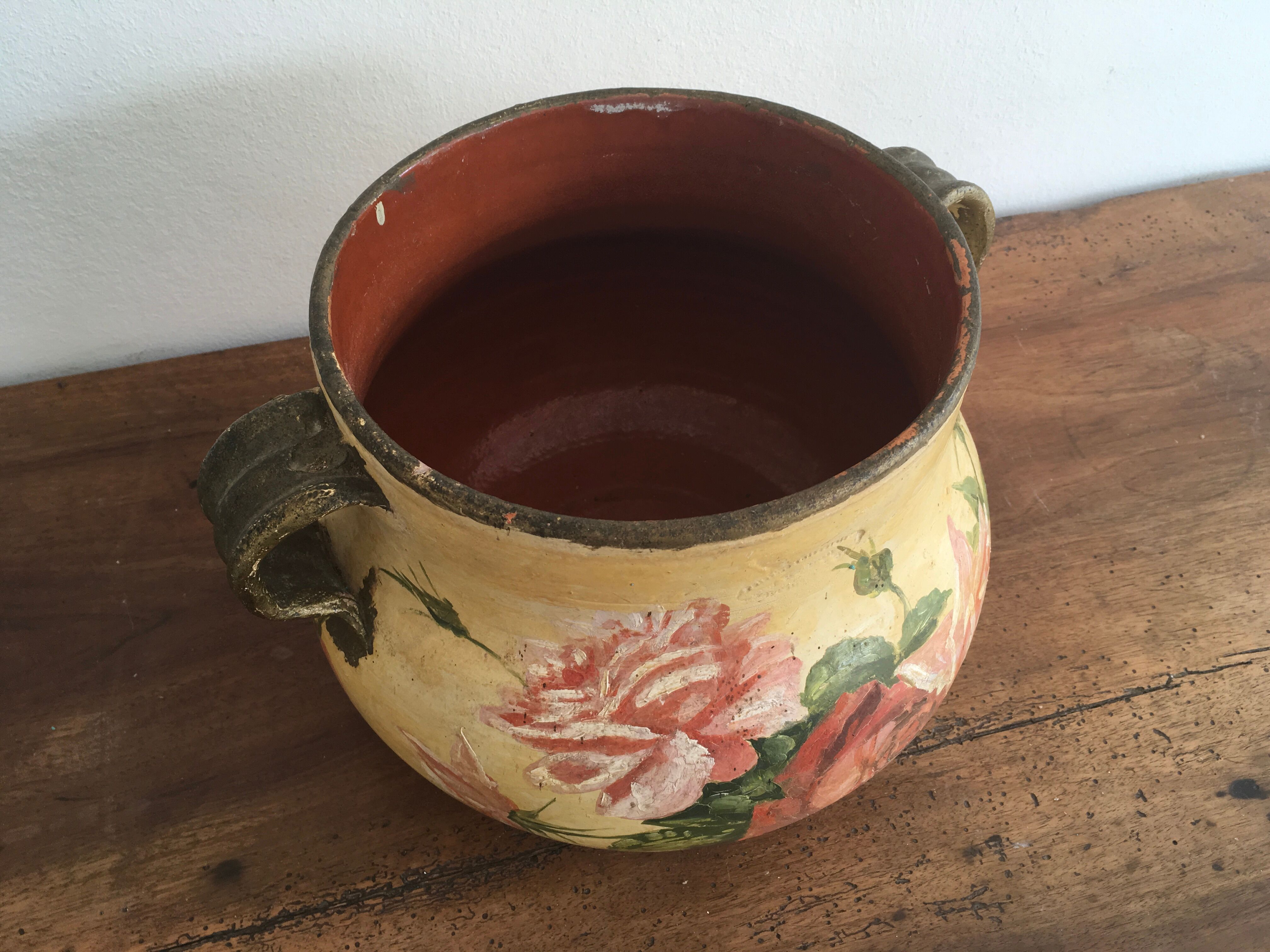 Old terracotta pot painted 50s - floral pattern