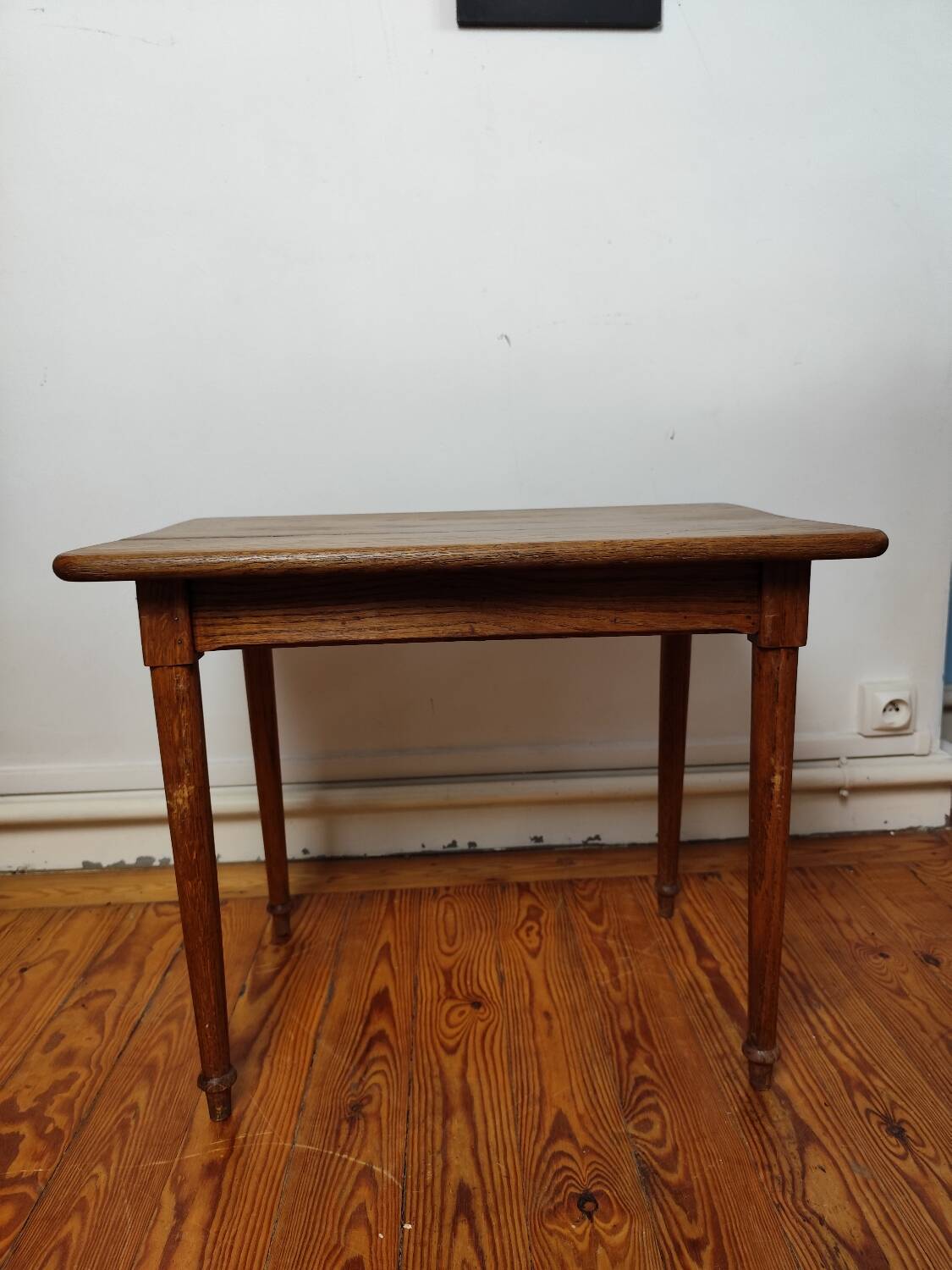 Coffee table / small desk