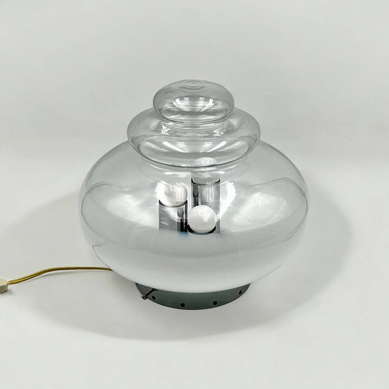 Large space age ufo table lamp in chrome metal, 1960s
