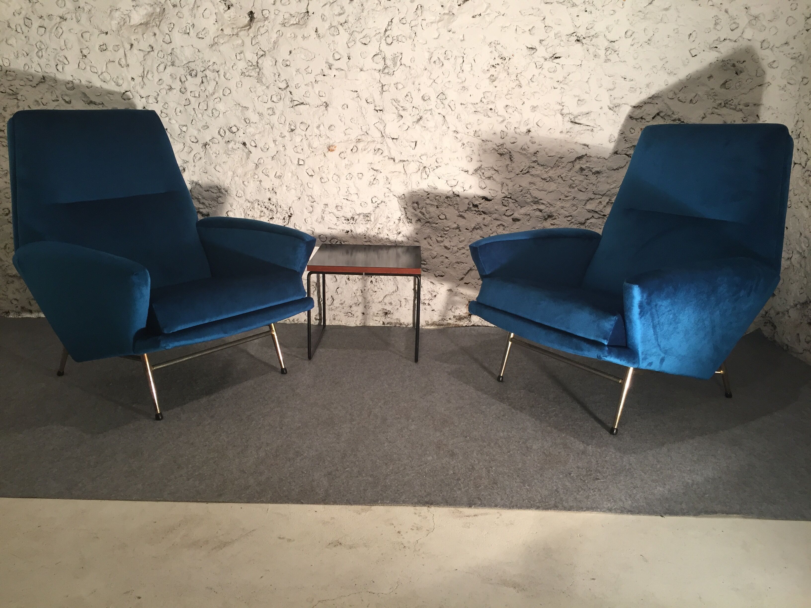 Pair of chairs of Guy Besnard in blue velvet