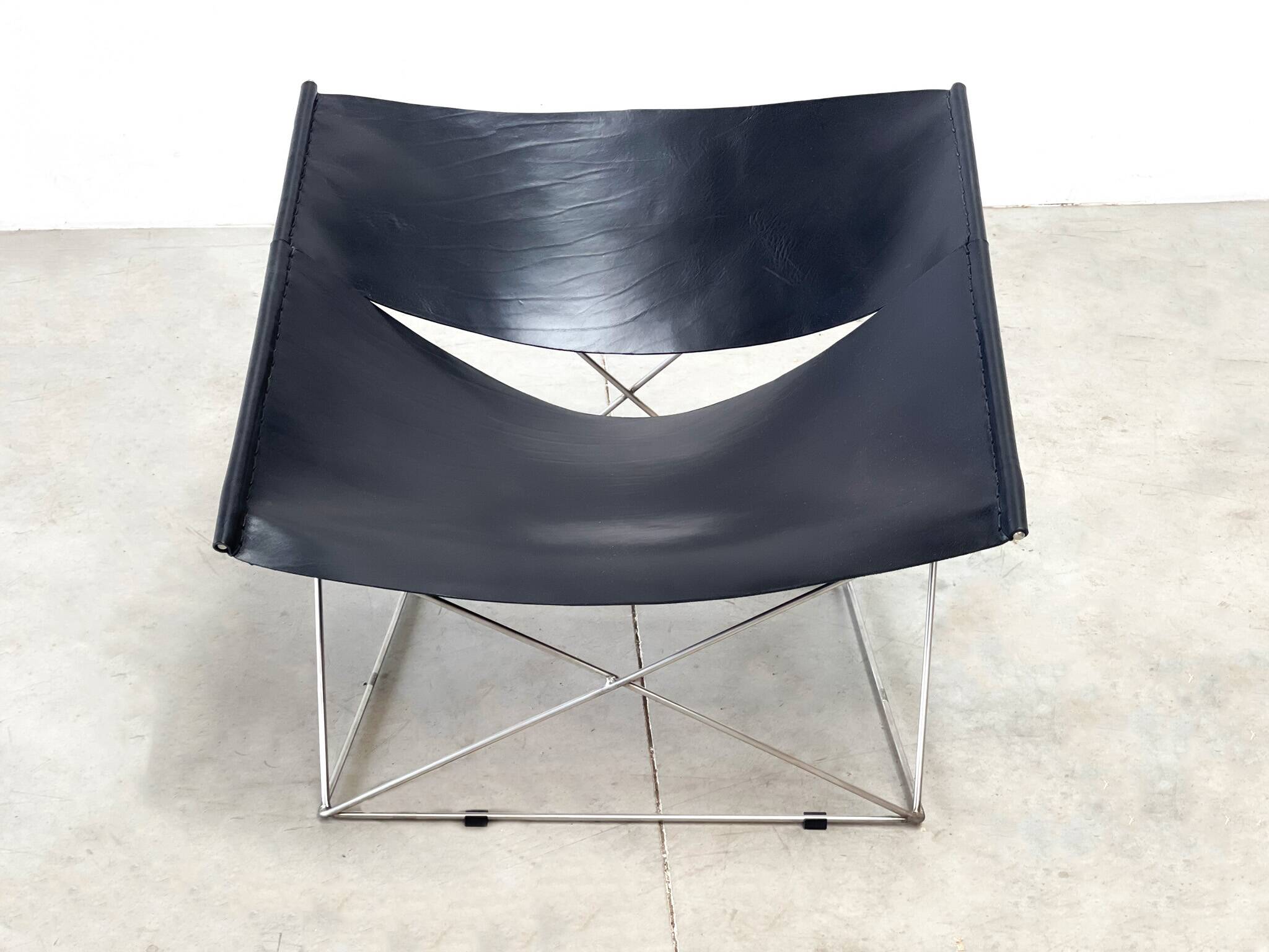 Artifort Pierre Paulin Butterfly F675 lounge chair