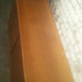Commode scandinave aux pieds compas