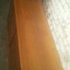 Commode scandinave aux pieds compas