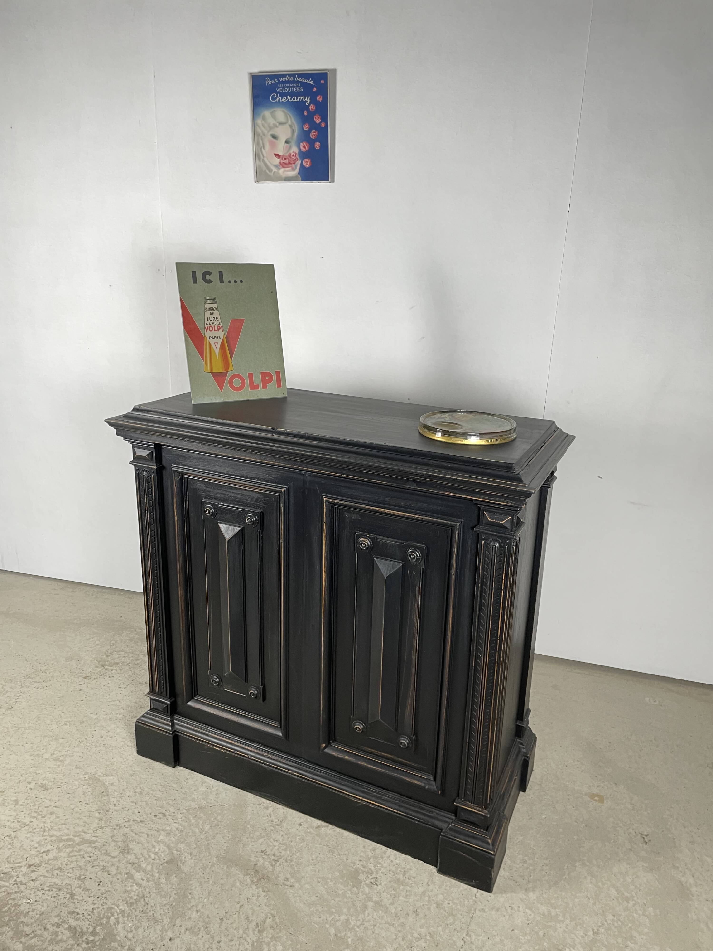 19th-century solid wood trade counter