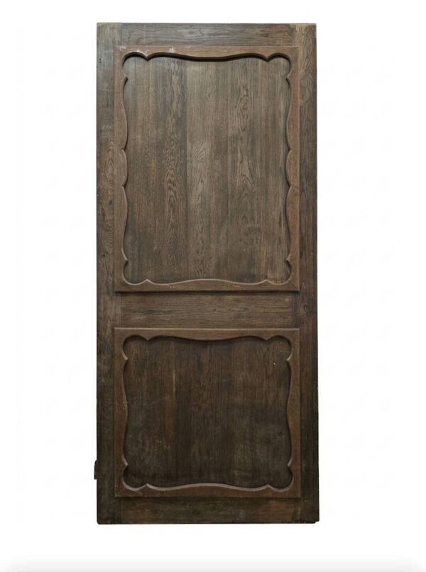 Ancienne porte moulurée en chêne