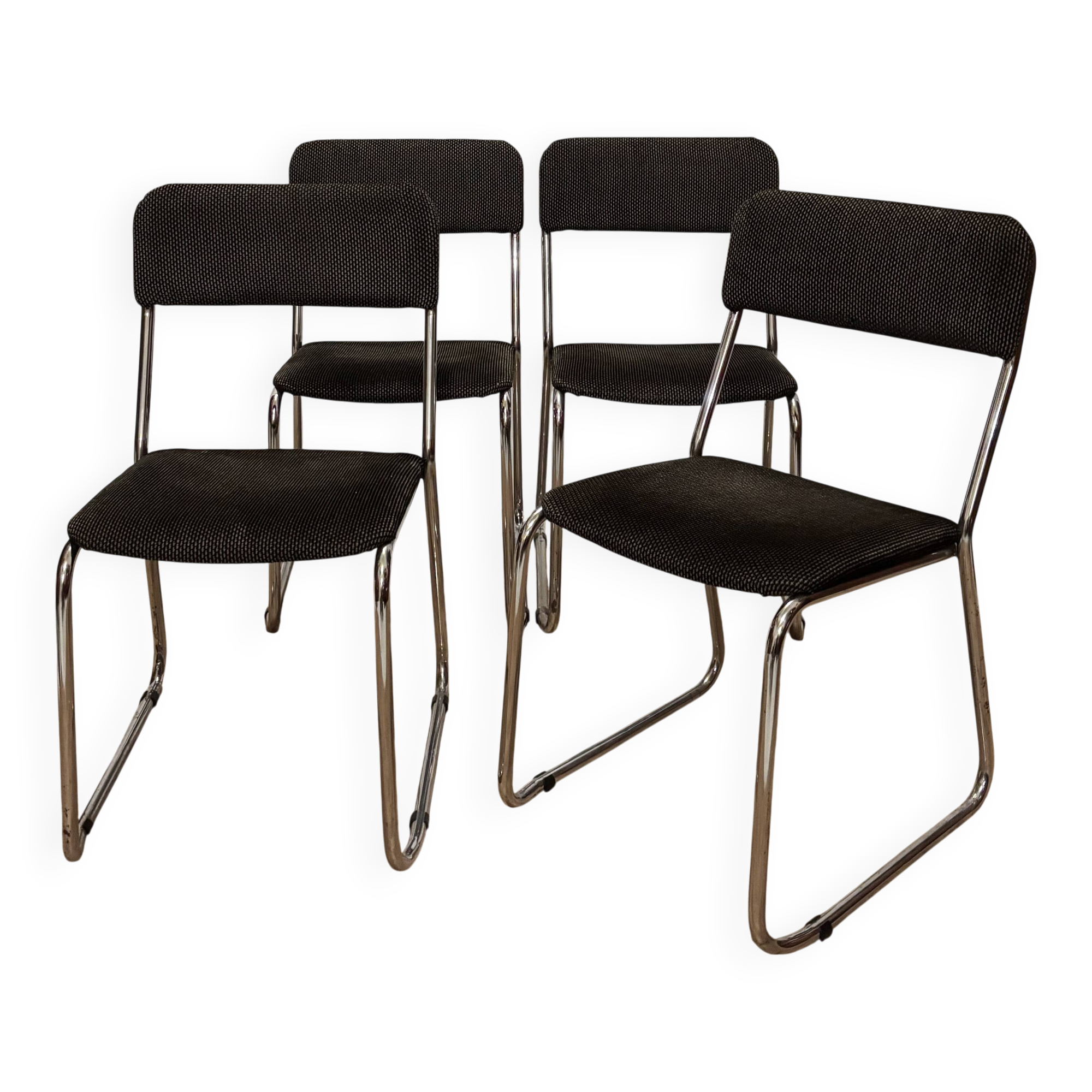 Lot de 4 chaises années 70 métal chromé