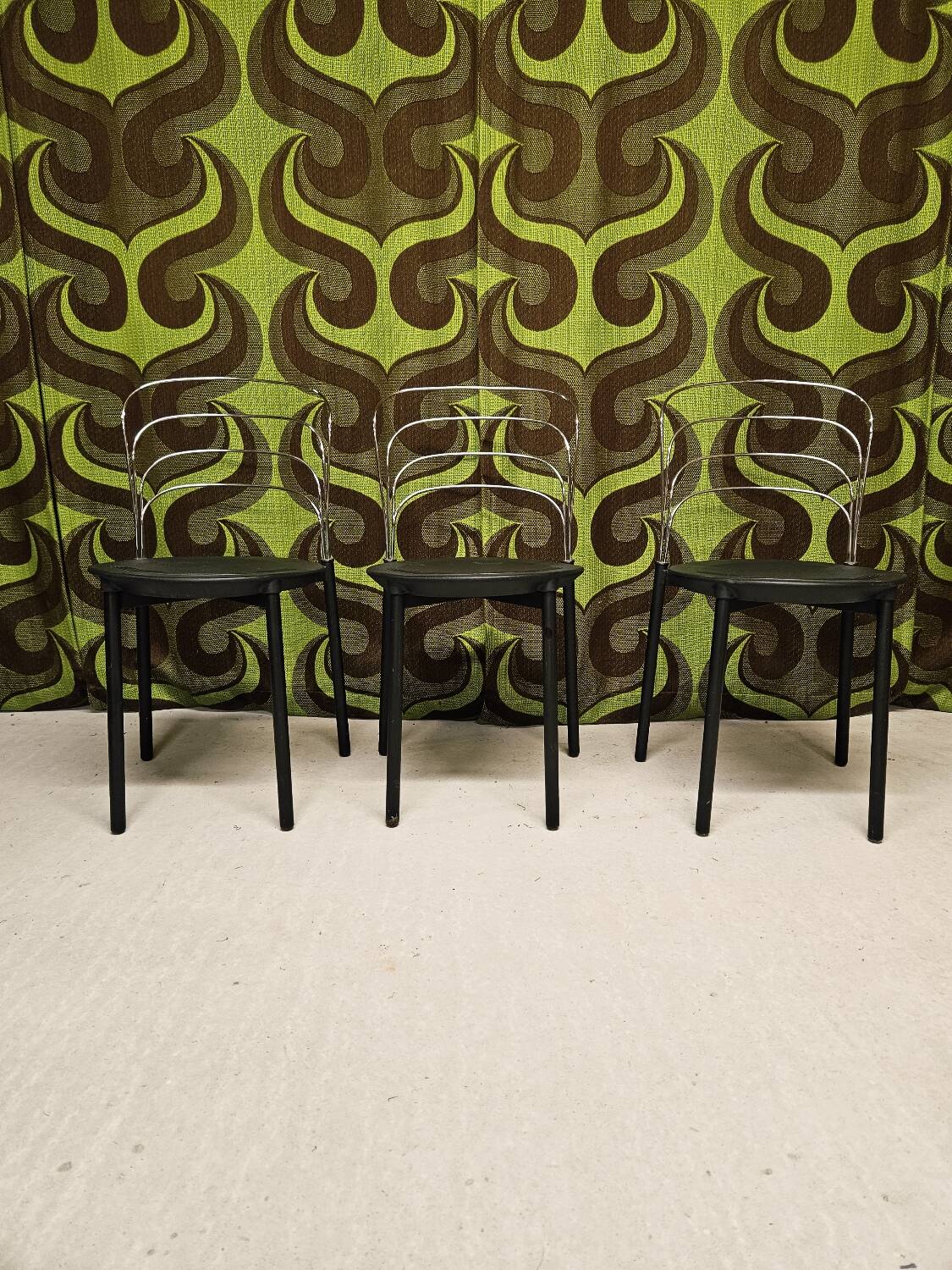 set of three Delfina chairs, Italy 80"