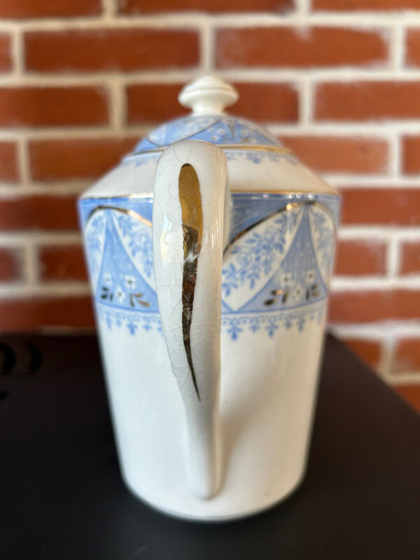 Cafetière verseuse ancienne Creil et Montereau