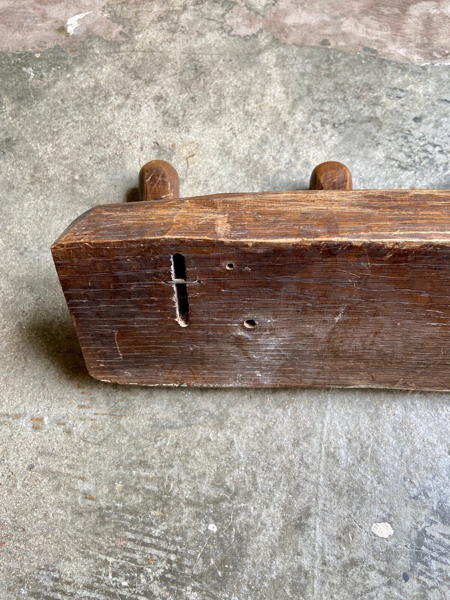 Brutalist wall coat rack 4 dark wood hooks