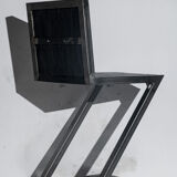 Zig-Zag chair