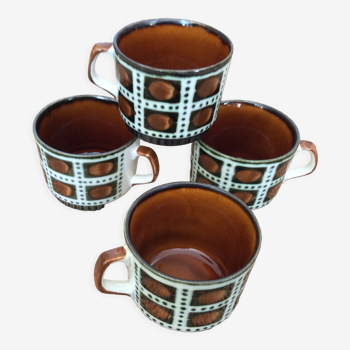 4 Boch cups