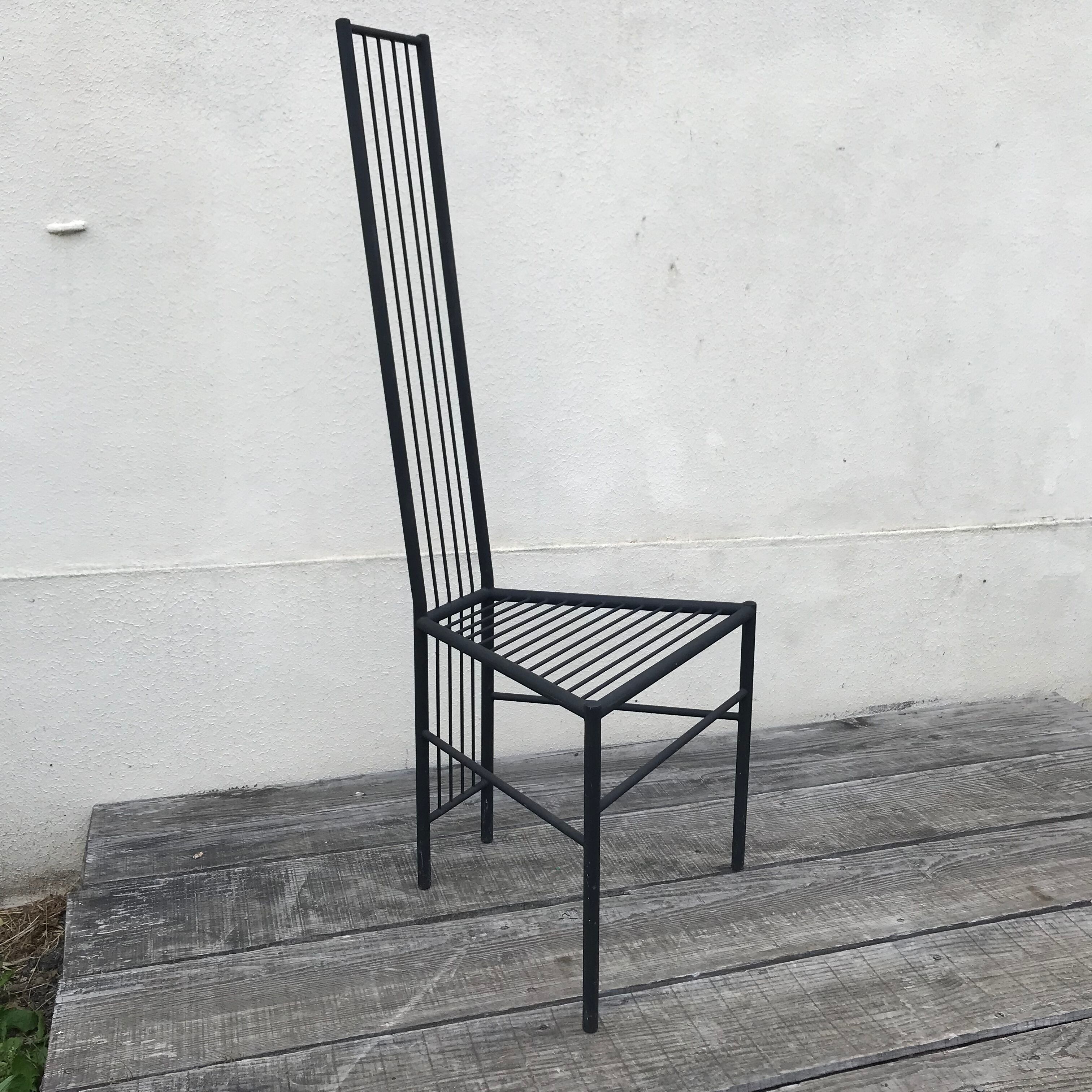 Chair with high back in vintage metal 1980