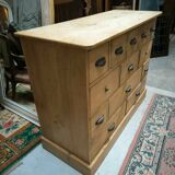Pine chest of drawers with 13 drawers