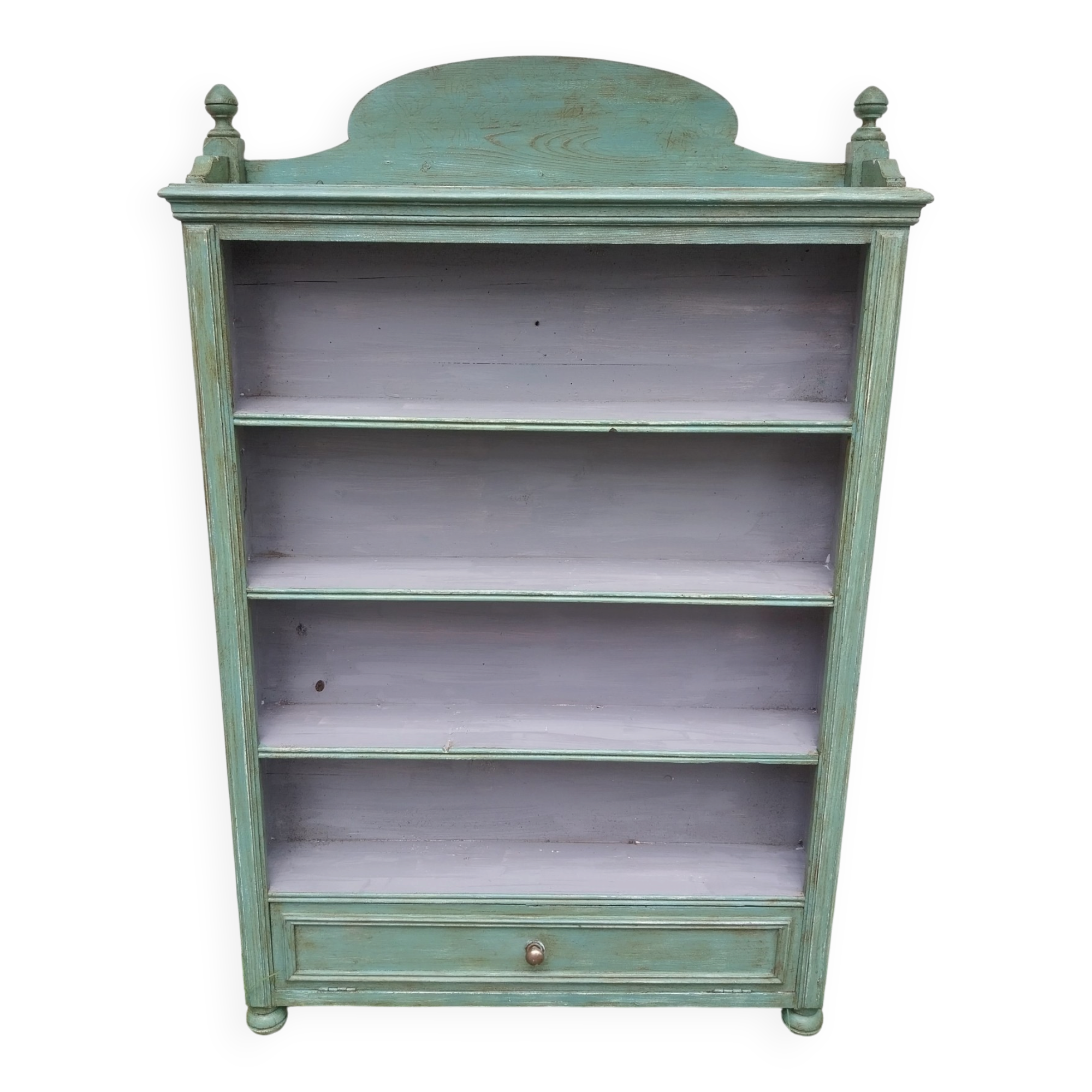 Shelf on legs