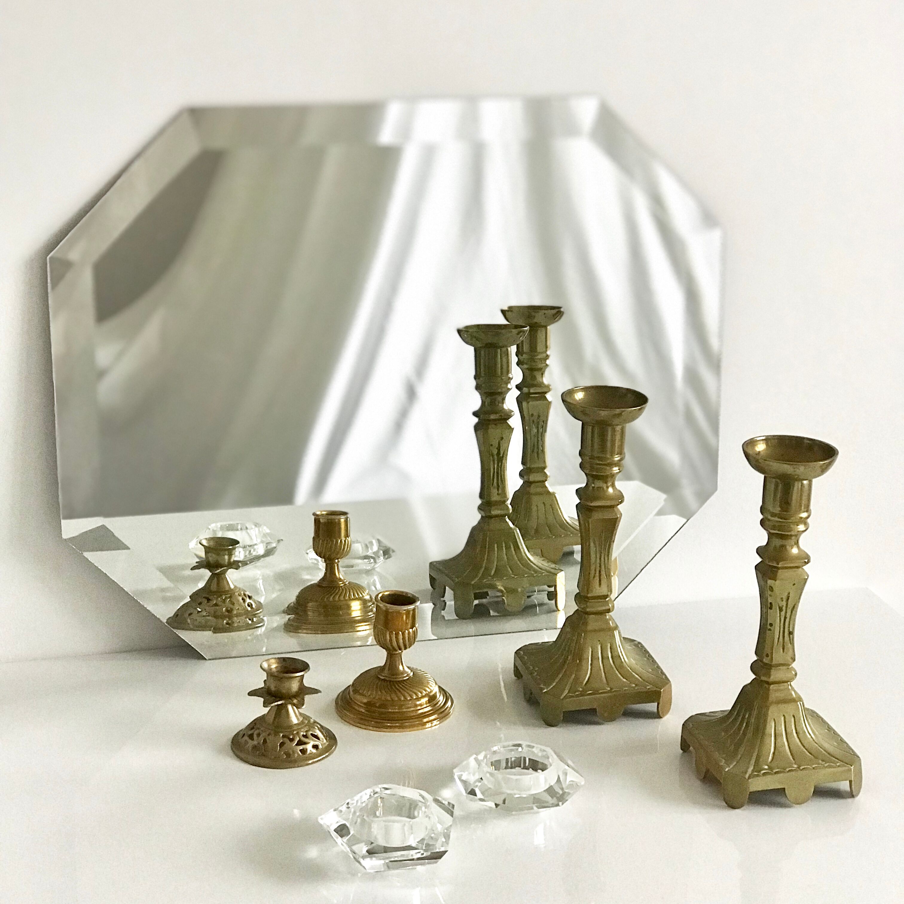 Beveled octagonal mirror 50x40cm