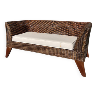 Wicker bench