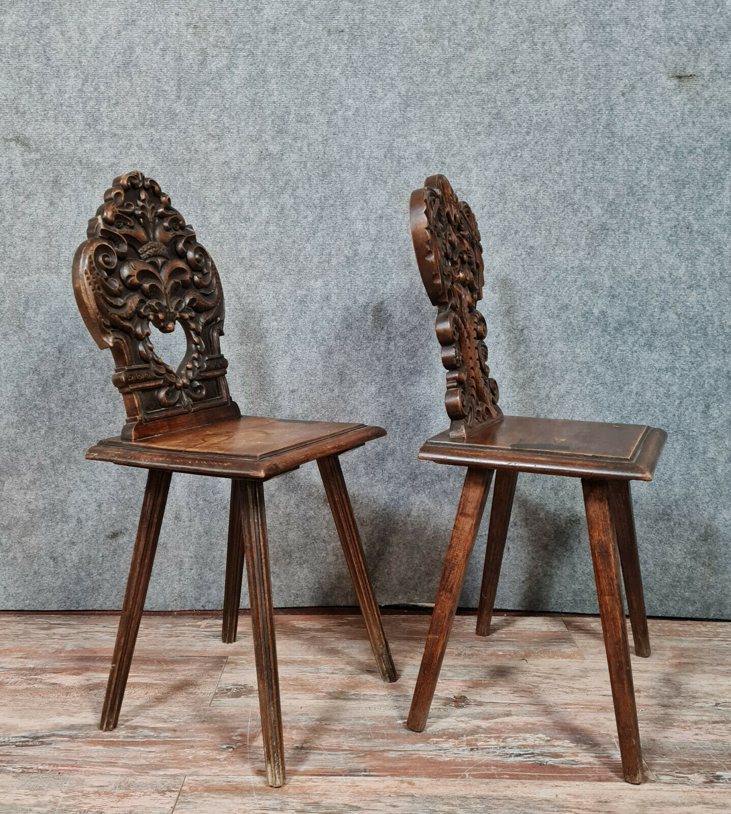 Set of chairs called Sgabello Renaissance style in solid walnut around 1850