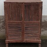 Wardrobe/side cabinet with mesh doors