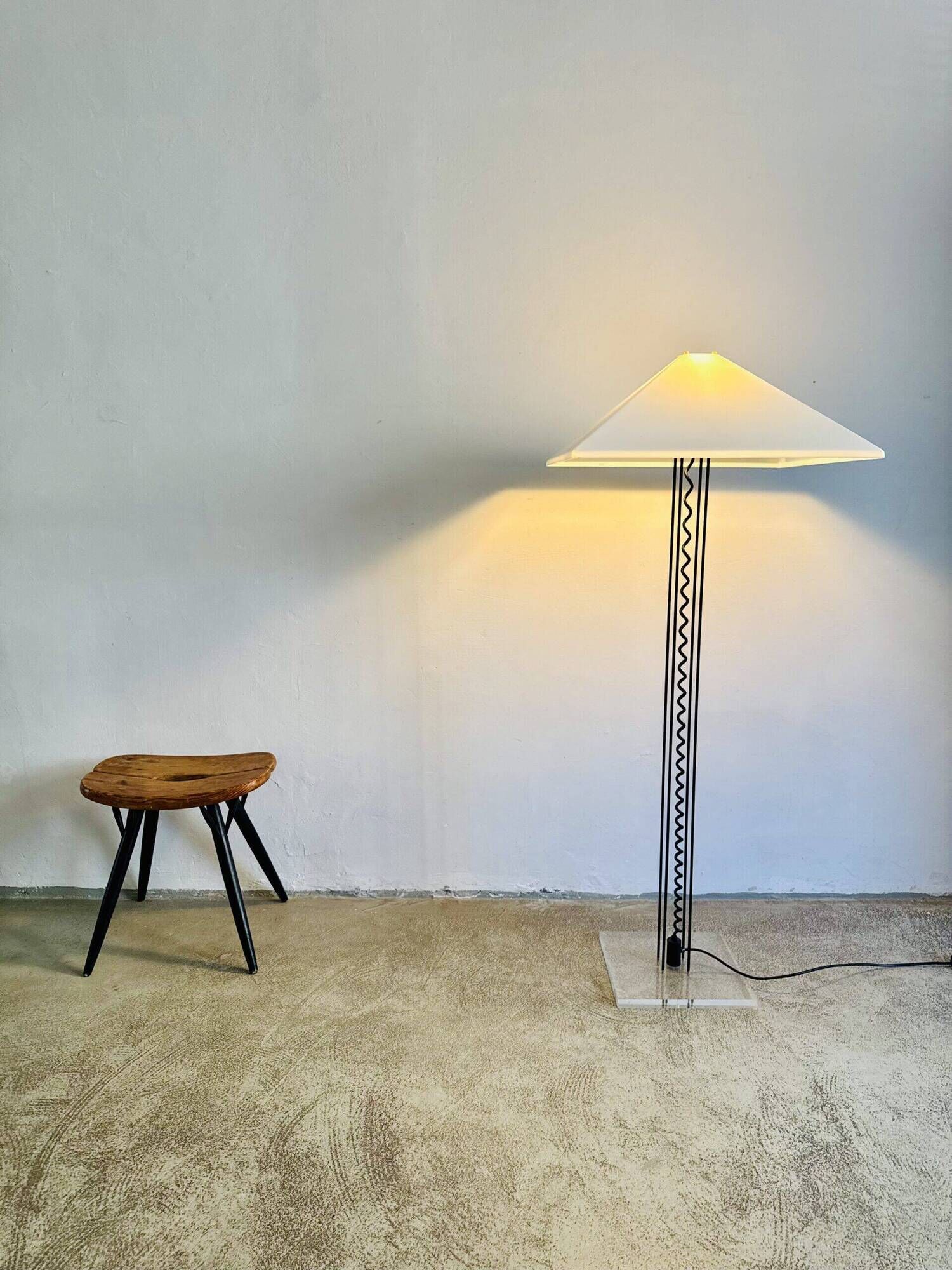 Sculptural Pyramid Floor Lamp In Acrylic By Harco Loor For Harco Loor Design, The Netherlands, 1980S
