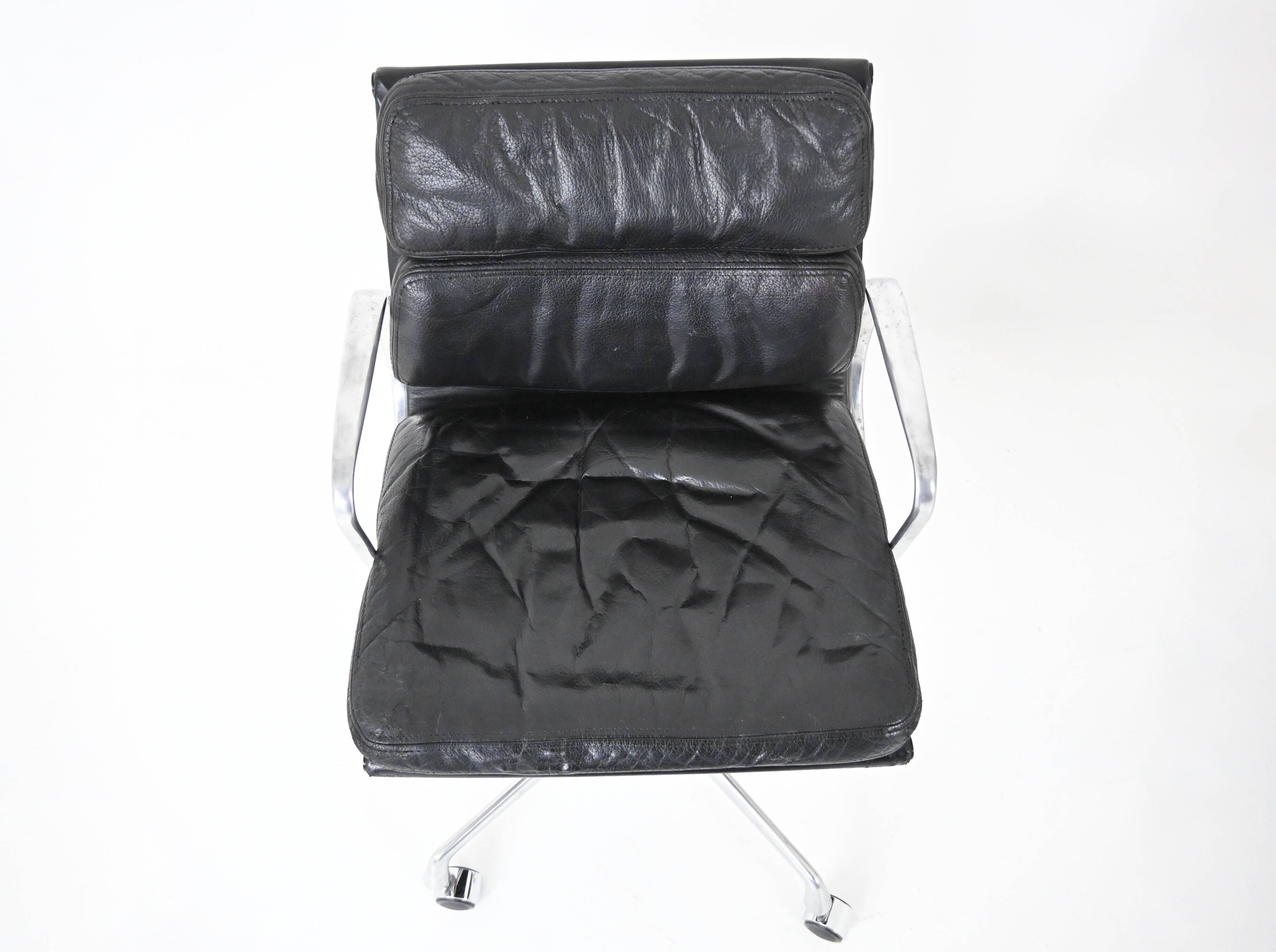 Chairs by Charles and Ray Eames for Ring Mobelfabrikk Norway, 1970s