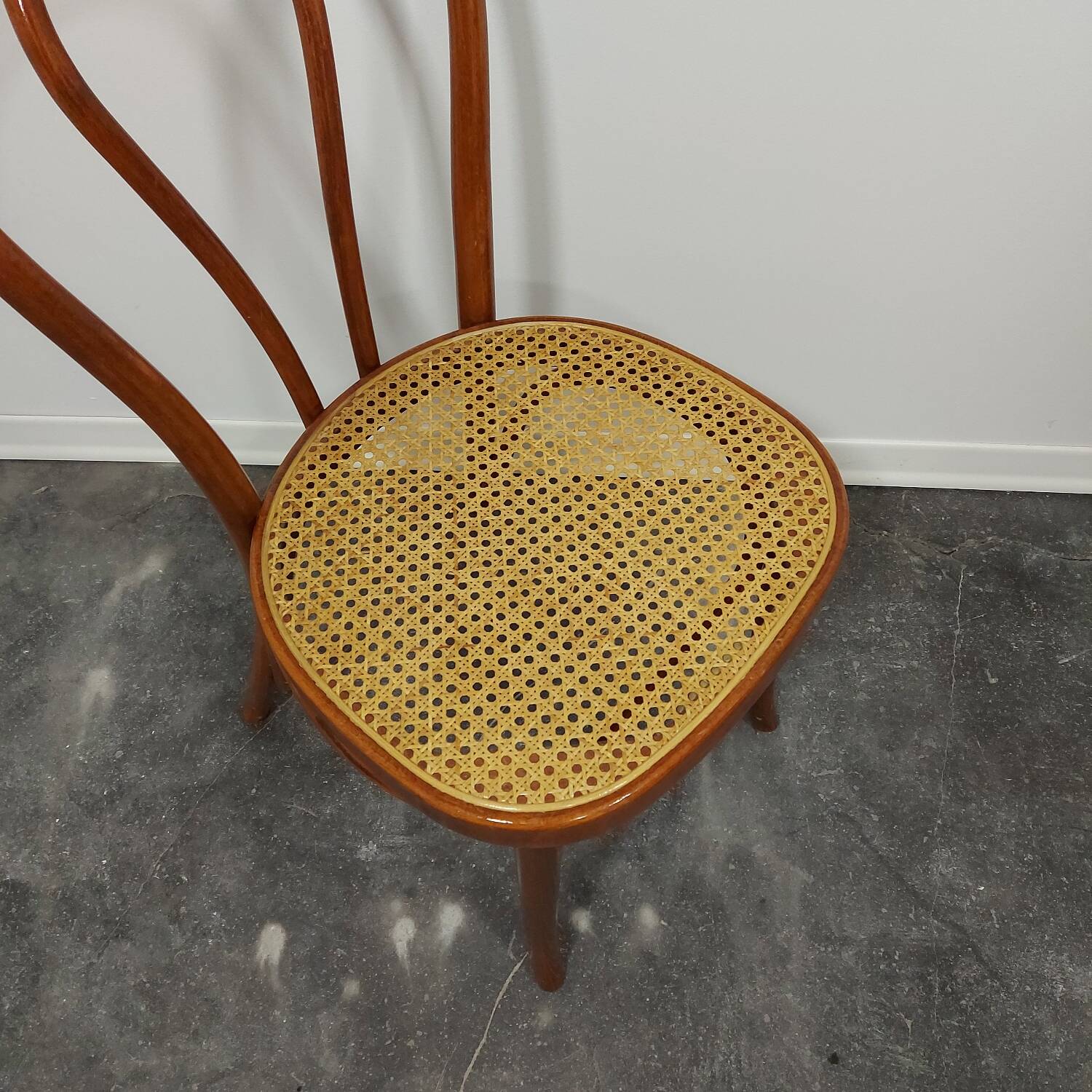 Chaise N.18 en bois courbé années 1980