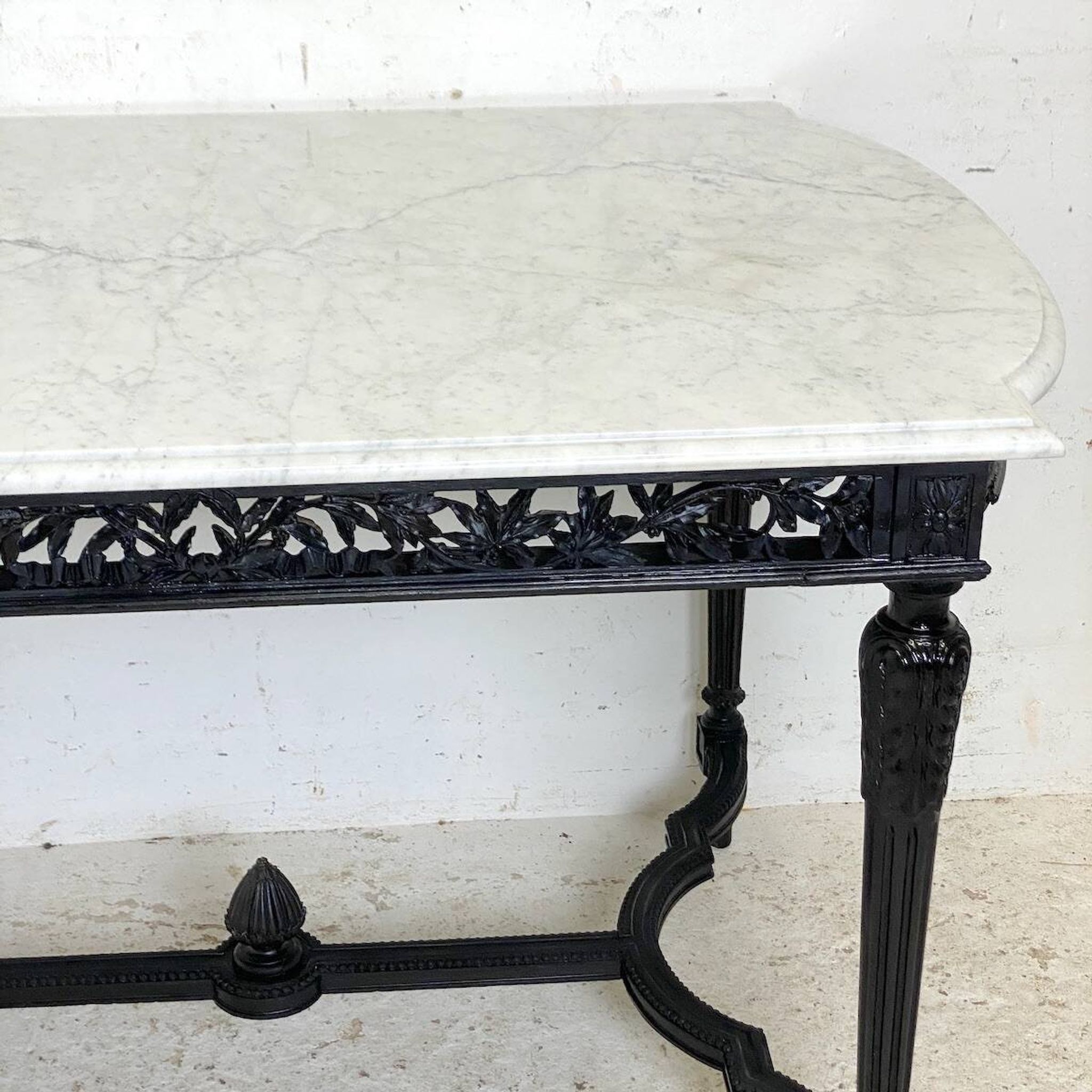 Console ou table de milieu style Louis XVI du XIXème siècle