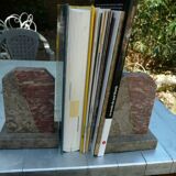 Paire de serre livres en marbre art déco