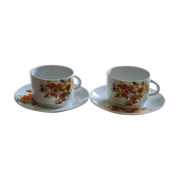 Service petit déjeuner vintage en porcelaine