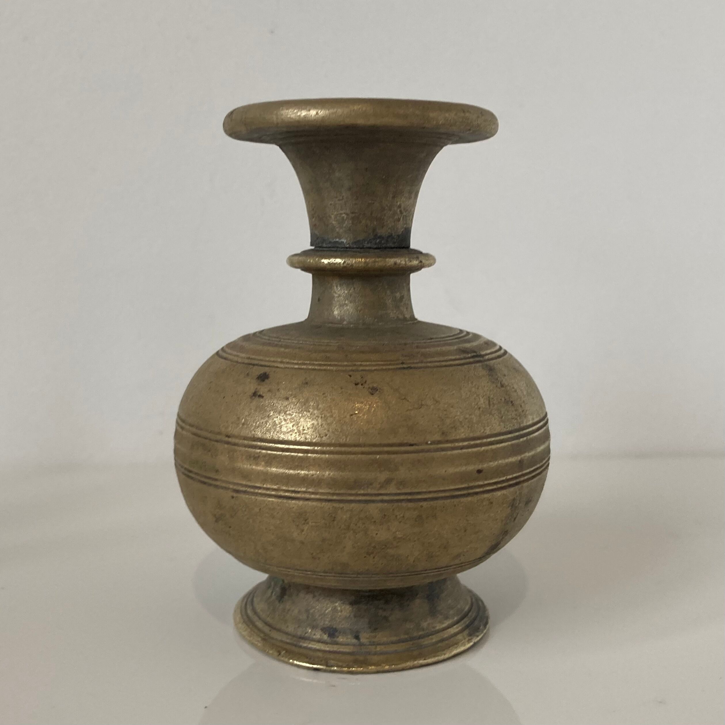 Bronze vase from India or Southeast Asia