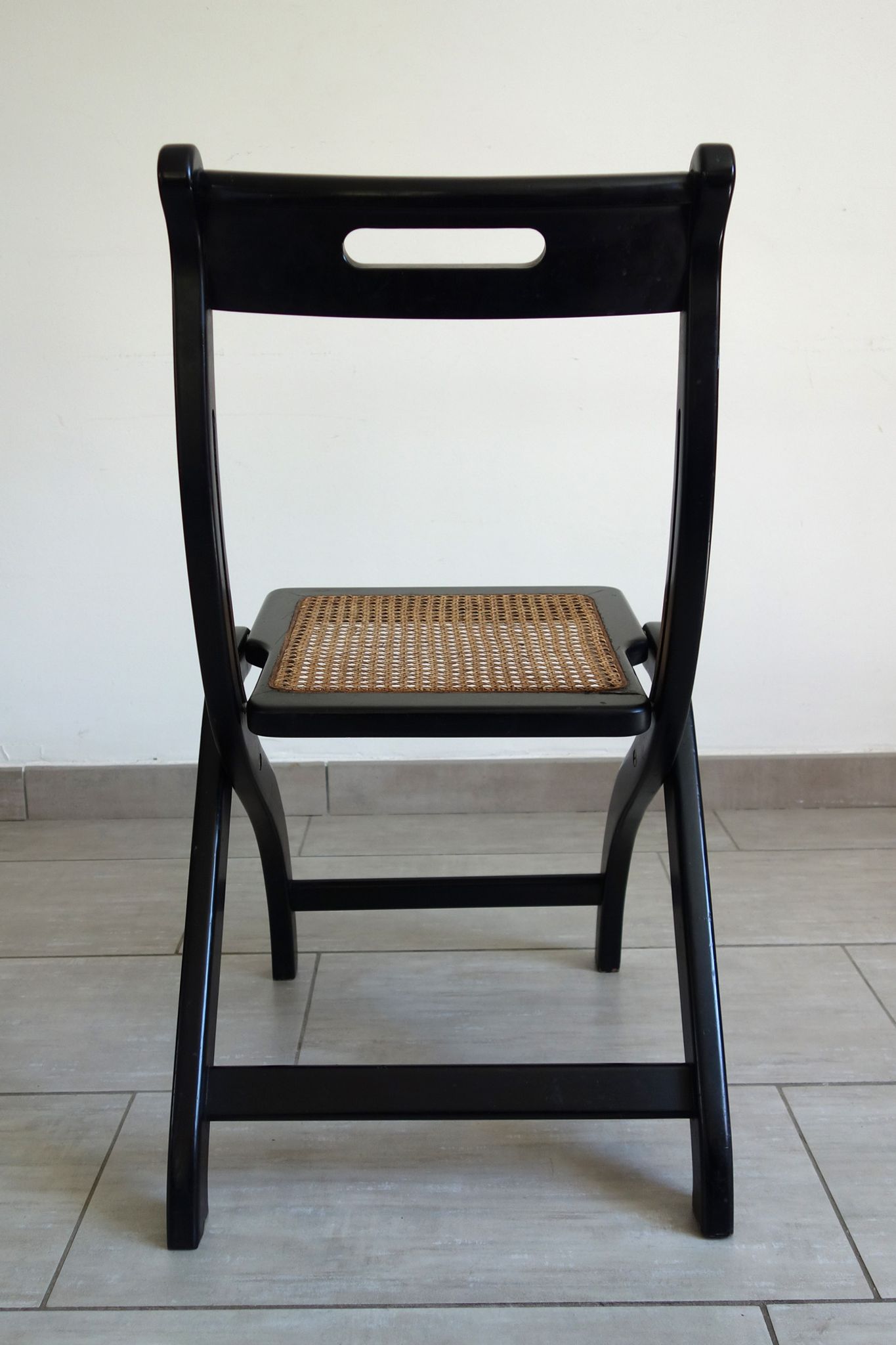 Chaise pliante cannée vintage