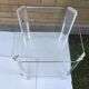 Tables en plexiglass