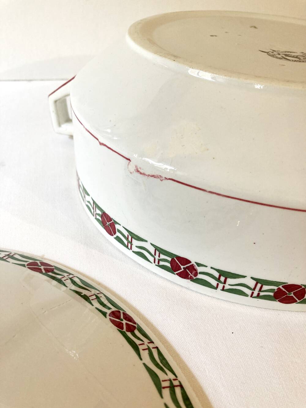 Orchies Soup Tureen / Moulin des Loups, Madeleine model