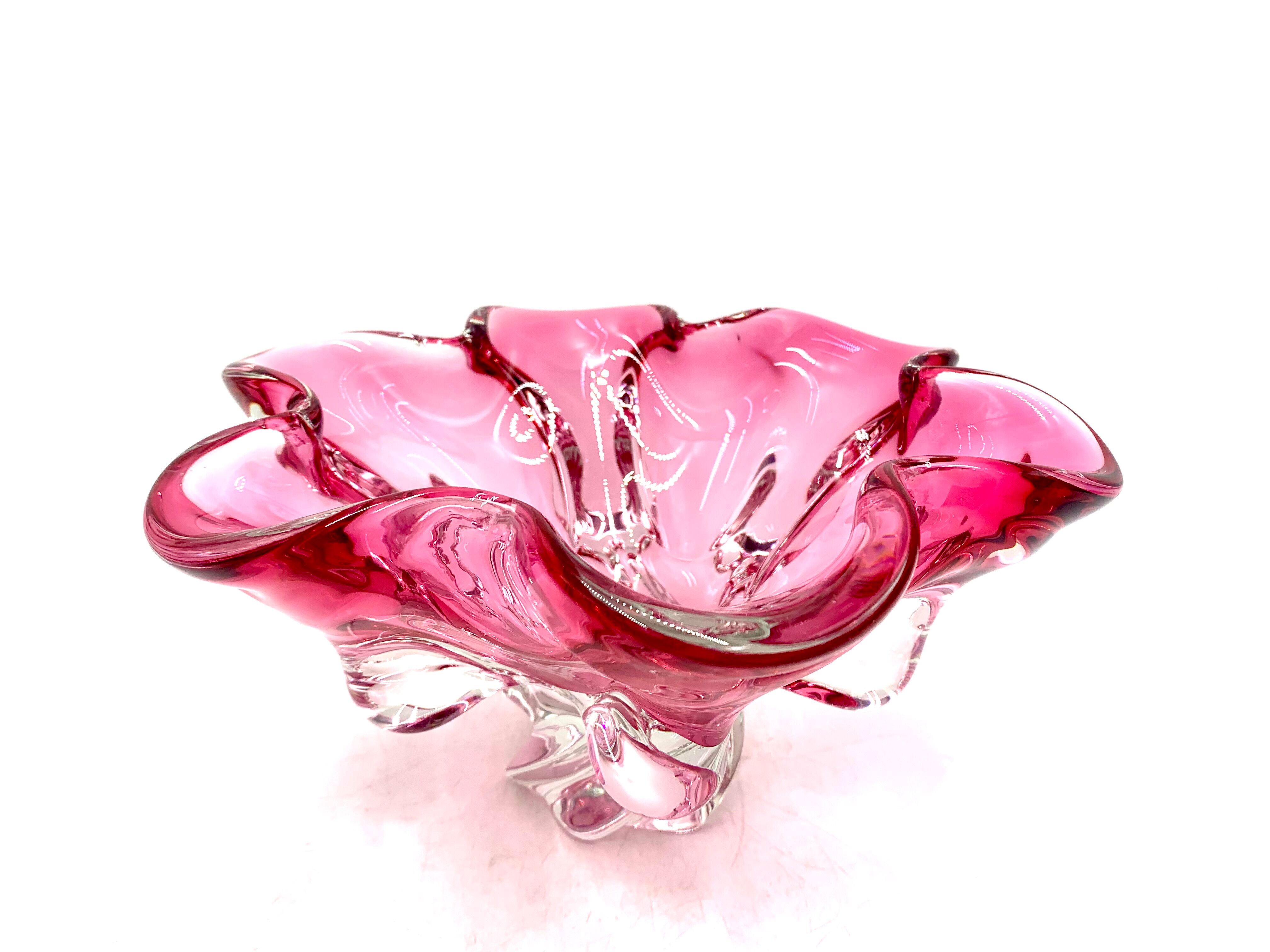 Pink bowl by J. Hospodka, Chribska Sklarna, Czechoslovakia, 1960s/70s.