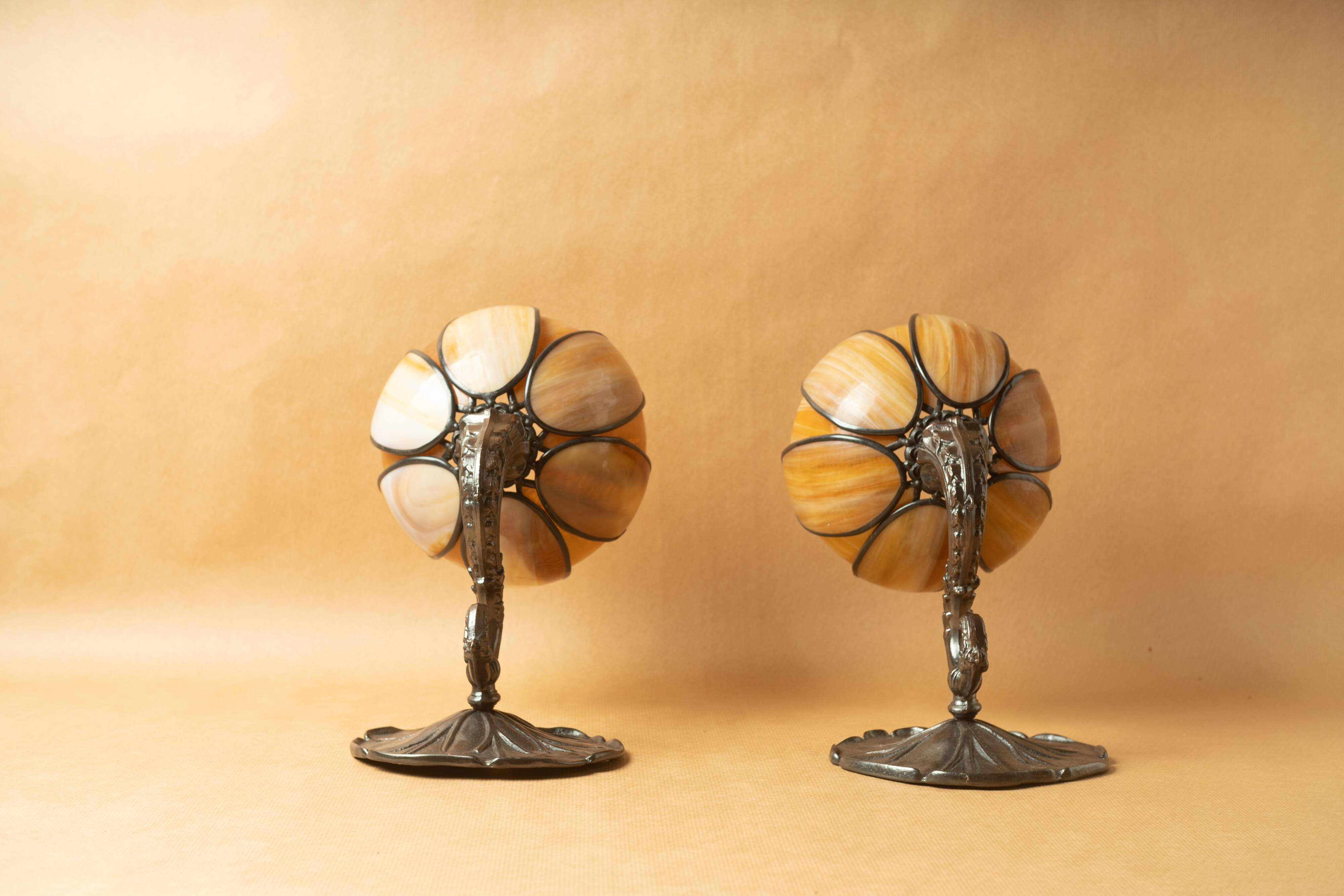 Pair lamps water lilies lotus style Tiffany vintage 90-2000