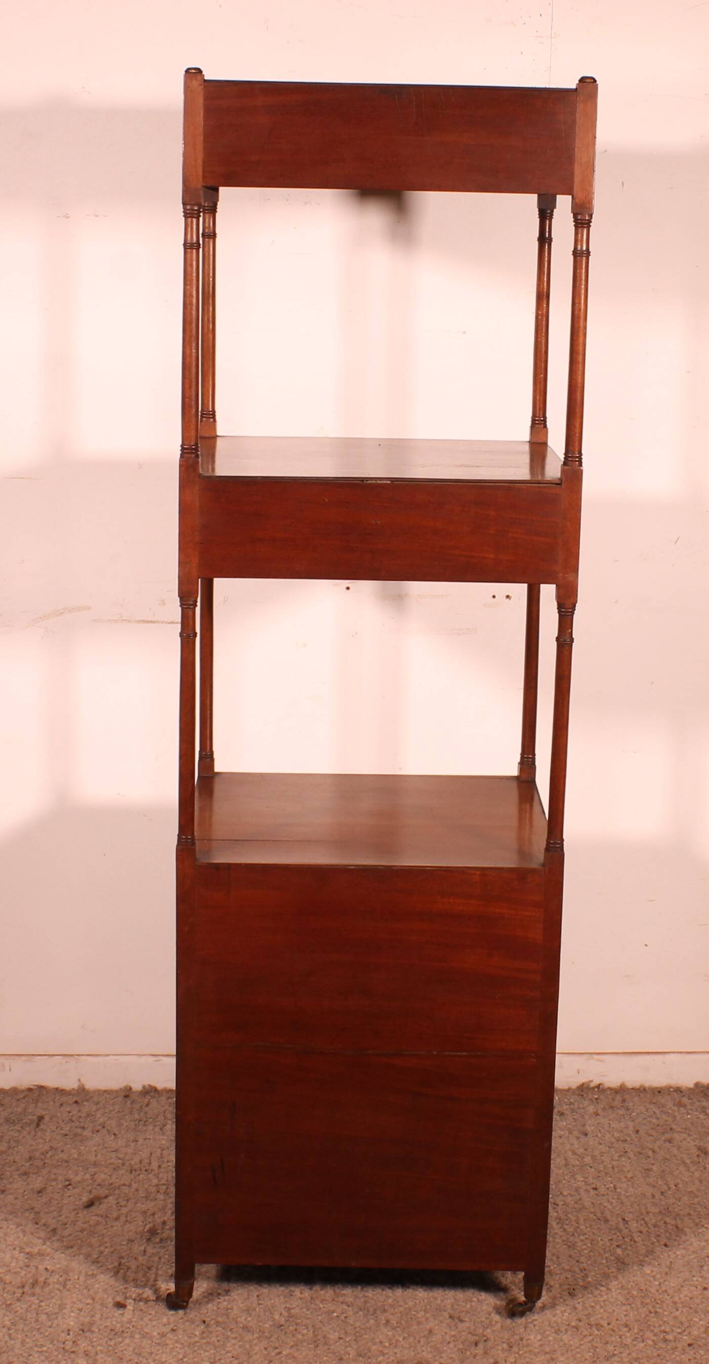 mahogany whatnot shelf circa 1800 George III period
