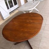 Baumann oval table in solid teak