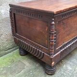Coffre de mariage cassone en bois