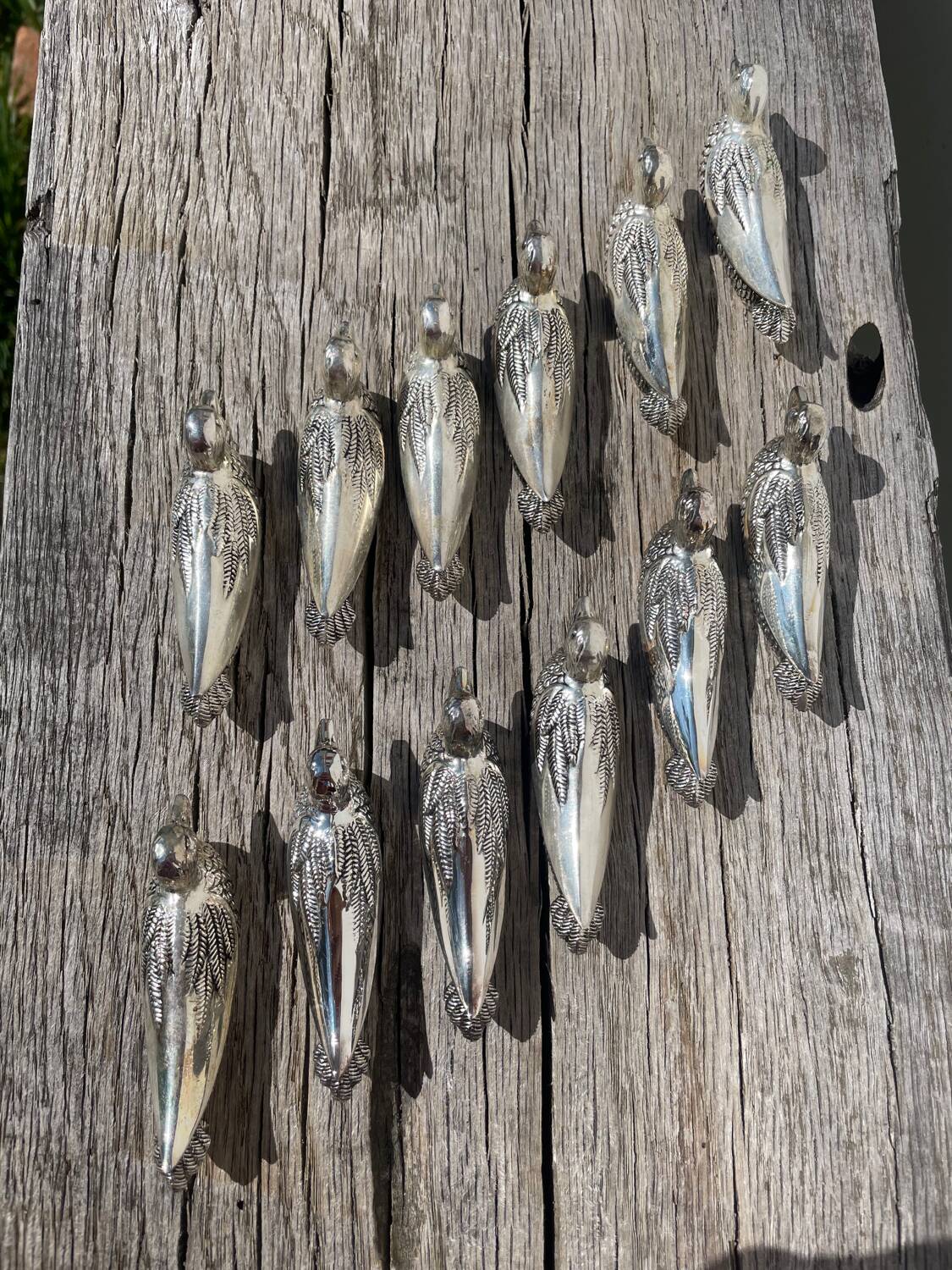 12 silver metal duck knife rests