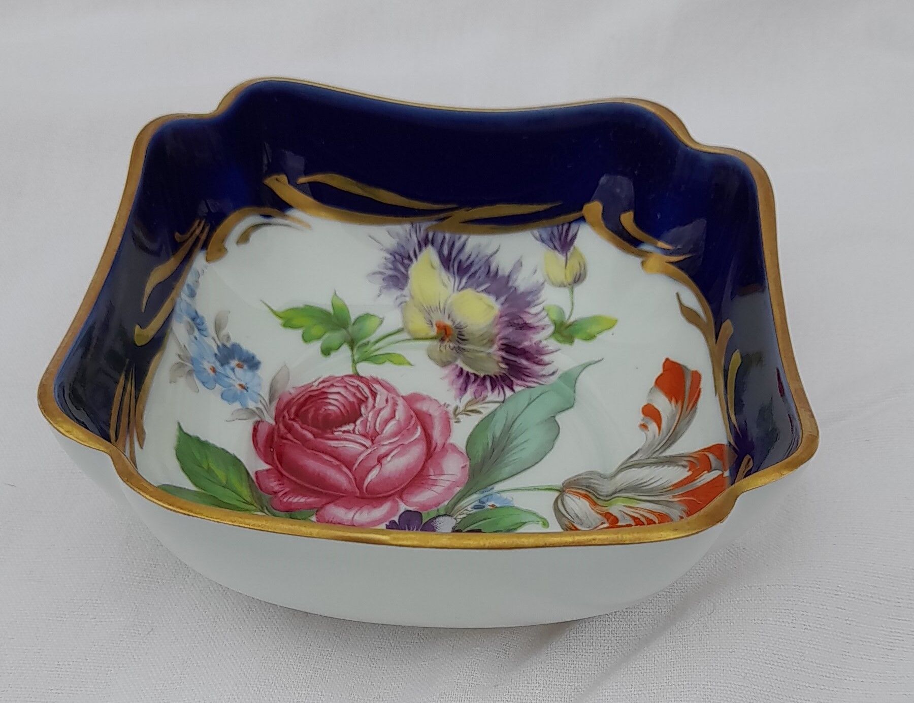 Square cup in Limoges art porcelain Bleu de four