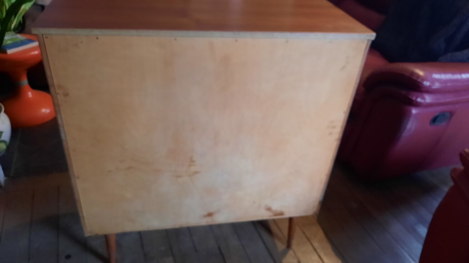 Scandinavian chest of drawers