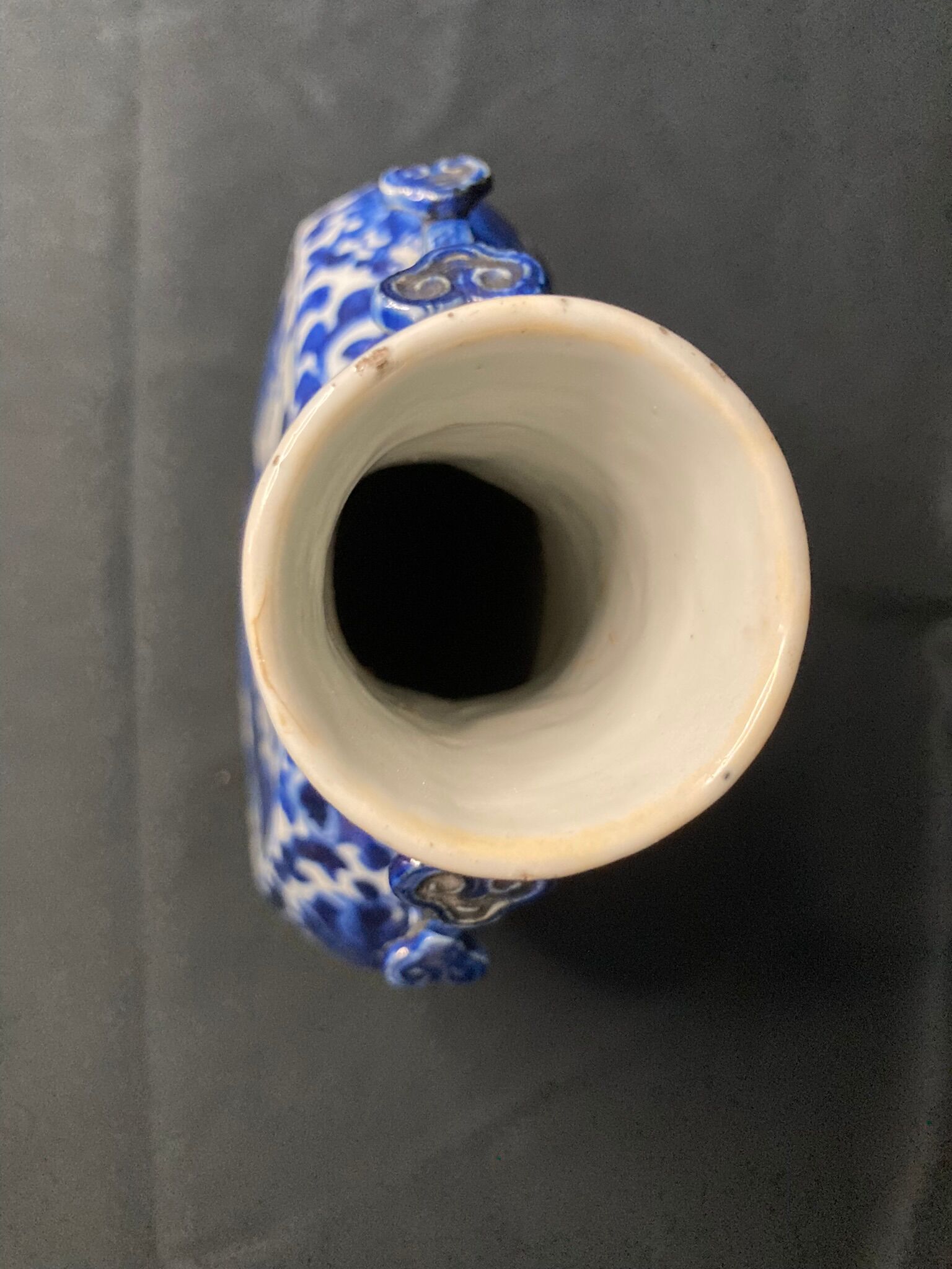 Porcelain gourd vase, signature China, 19th century