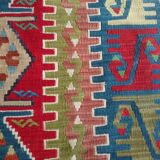 Turkish Kilim carpet , woven by hand in pure wool, 200x125cm