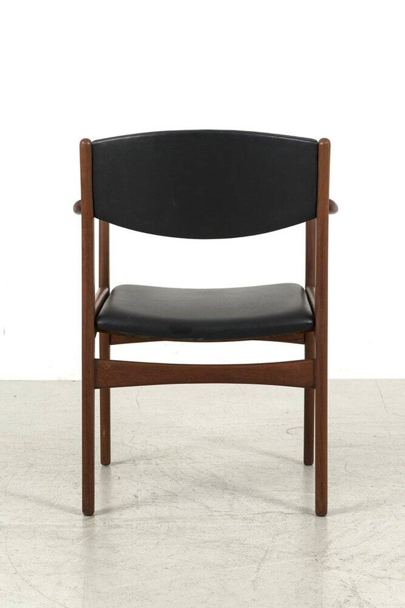 Albin Johansson & Sons Hyssna Chair