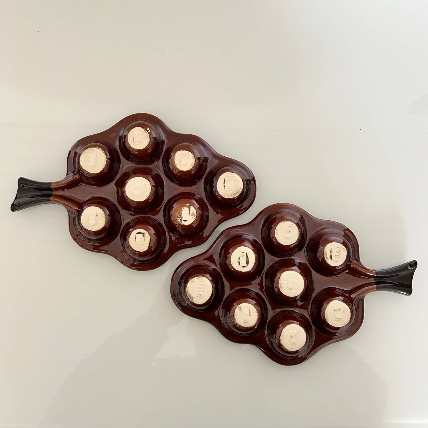 Paire de plats à olives
